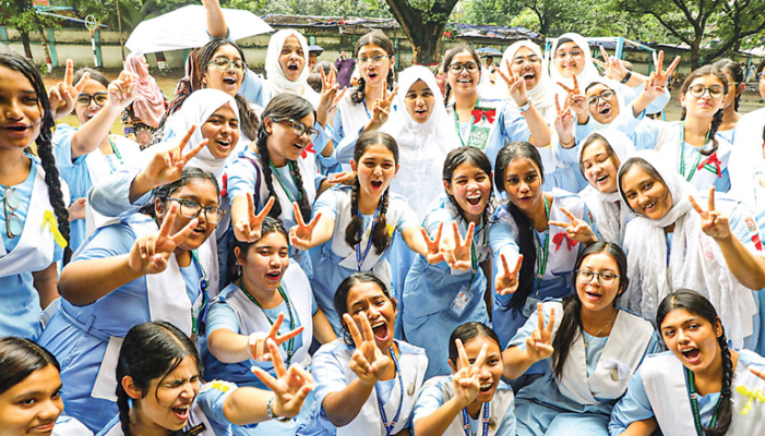 https://www.daily-bangladeshmirror.com/post/preeksha-charai-esessi-fler-vittite-ekadse-vrti